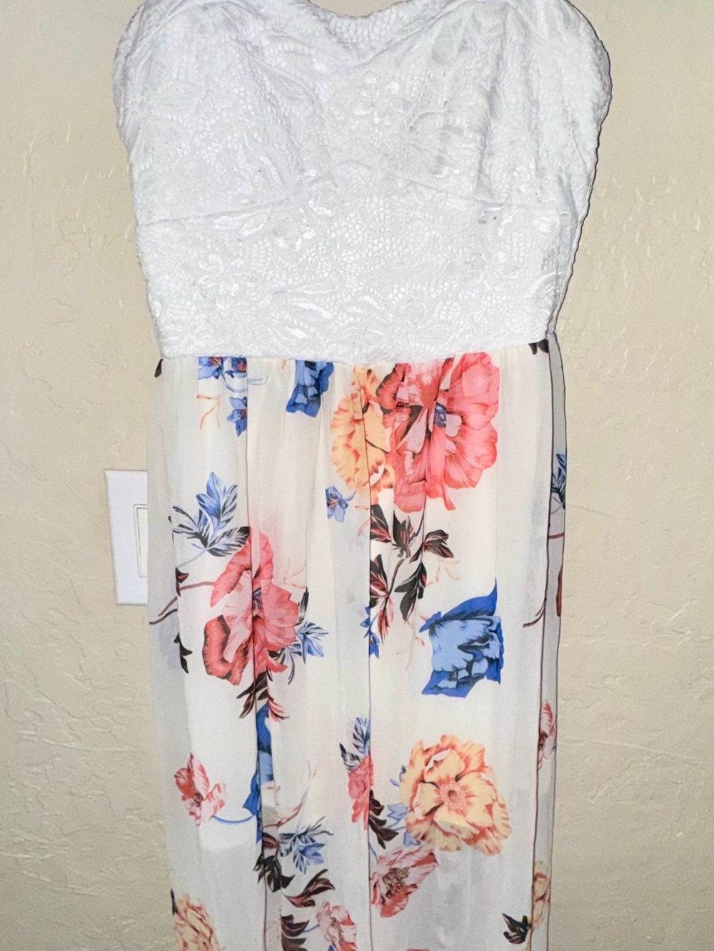 AUW White Lace Bodice Floral Chiffon Strapless Dress